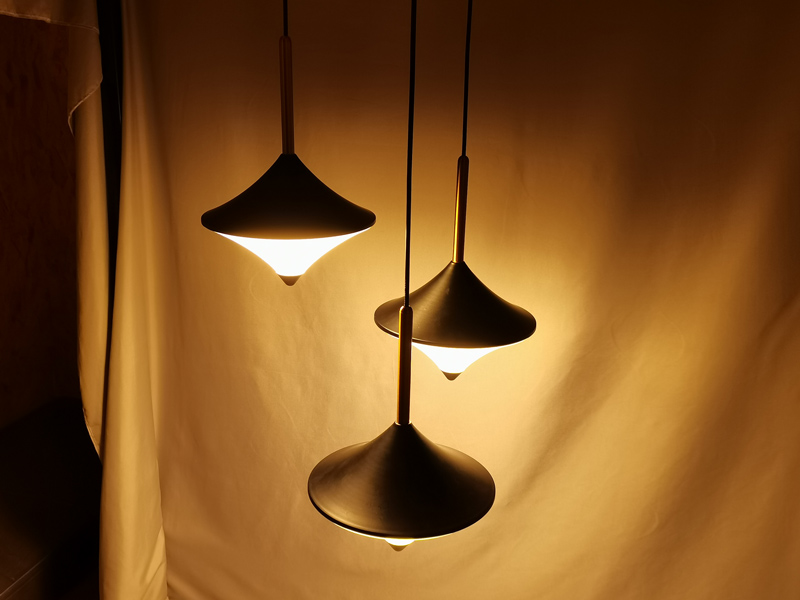 Mingkeda Modern Design Unique Simple Home Decor Indoor Modern LED Pendant Lighting