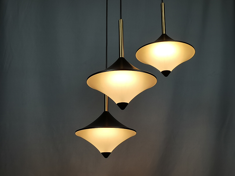 Mingkeda Wholesale Unique Simple Design Home Decor Indoor Modern LED Pendant Lighting