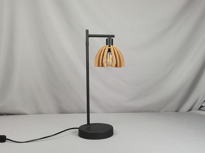 Mingkeda Modern design Hot Selling Metal Cork Wood Black Color Table Home Deco Table Lamp