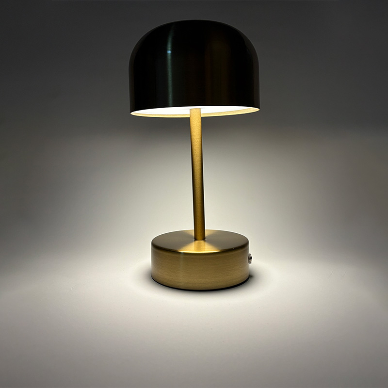 Mingkeda Modern Golden Rechargeable Indoor Lighting Dimmable Desk Light Living Room Decorative LED Table Lamp