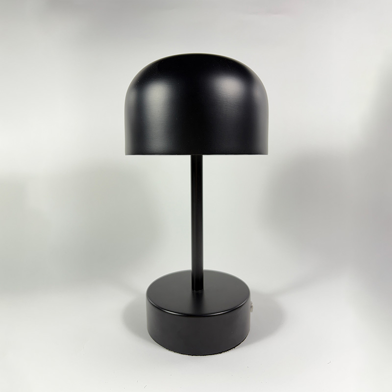 Mingkeda Luxury Metal Touch Restaurant Hotel Living Room Reading Decoration LED Table Lamp