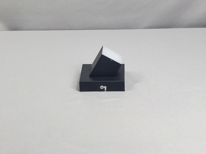 Mingkeda New Fashion Design Lighting Wall Lamp LED Metal Modern Wall Light for Hotel Bedroom