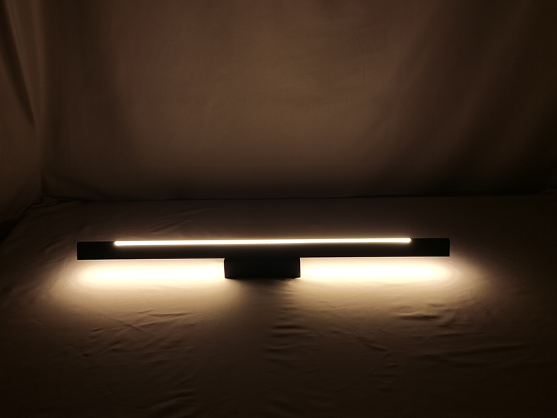 Mingkeda Indoor Lighting Modern Fancy LED Metal Wall Lights Hotel Bedroom Wall Lamp